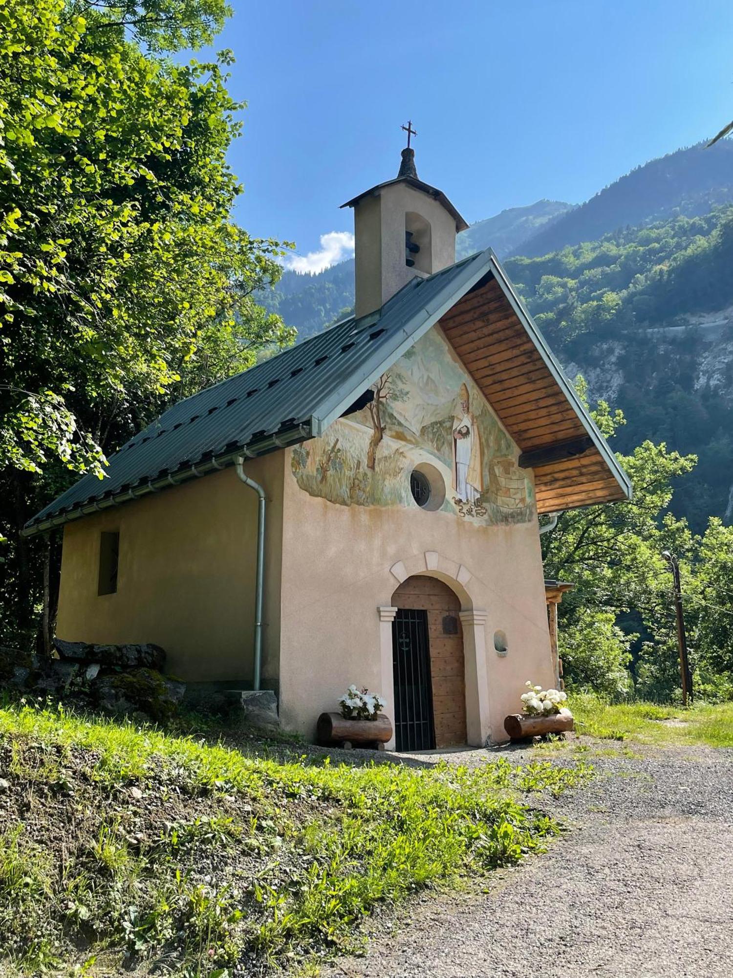 Chambres D'Hotes Les Chambres D'Elsa Albiez-Montrond Exterior photo
